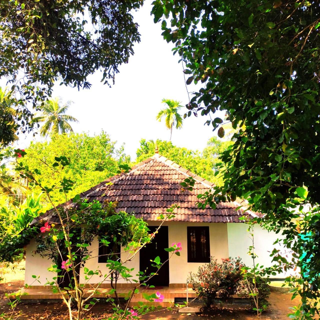 Munroe Inn Homestay Kollam Luaran gambar